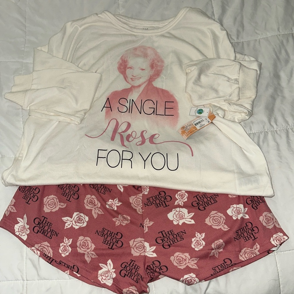 NWT Golden Girls (Betty White) pajama set